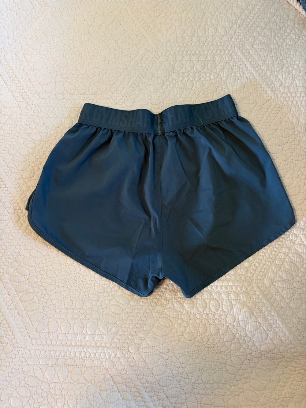 Gymshark Women's Blue/Green Athletic Shorts - Picture 6 of 6
